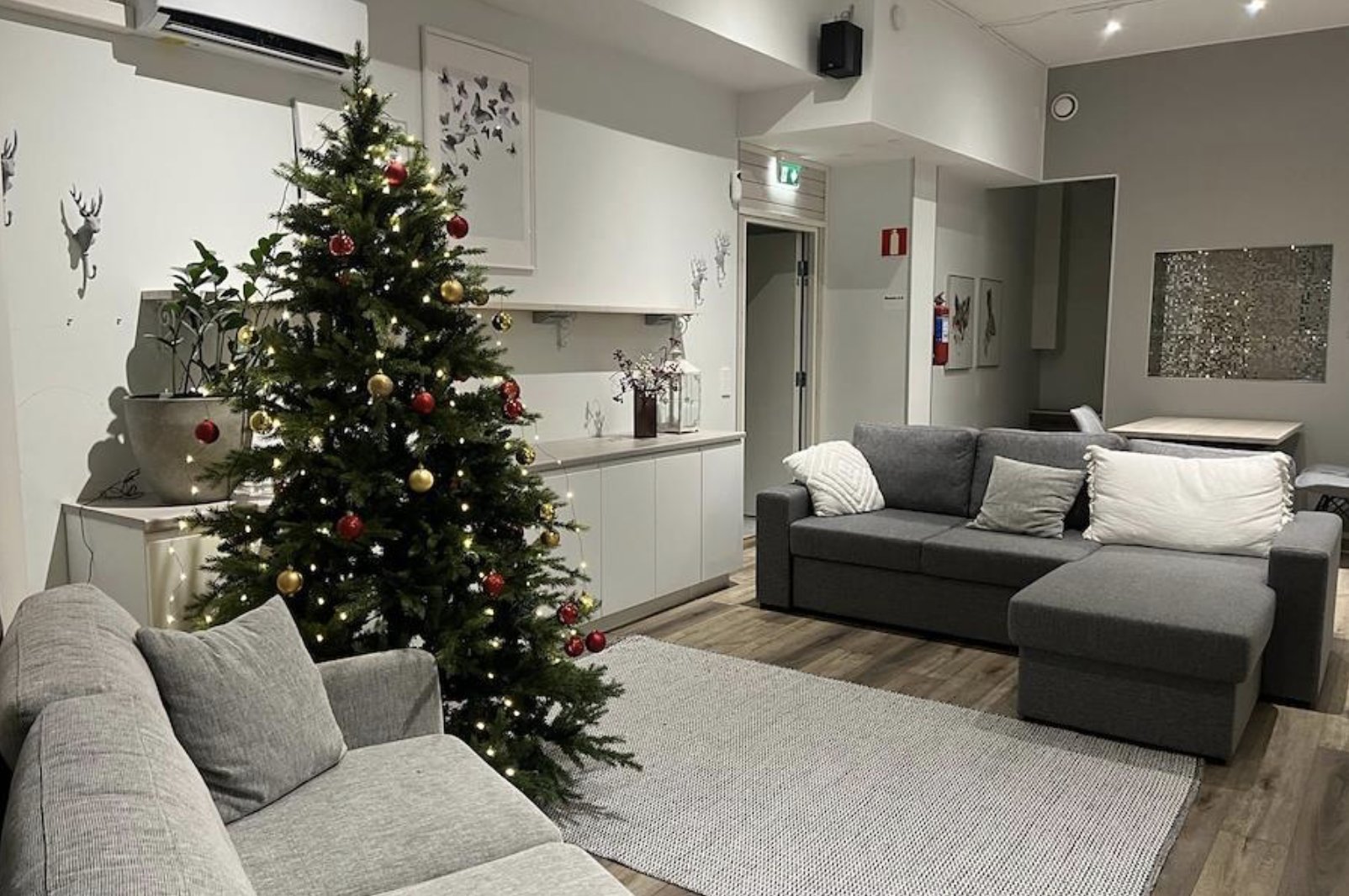 Kotimaailma Rooms Crystal Suites